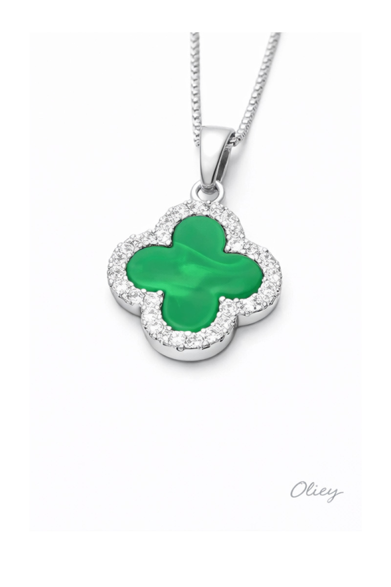 Green Four-Leaf Clover Pendant Necklace